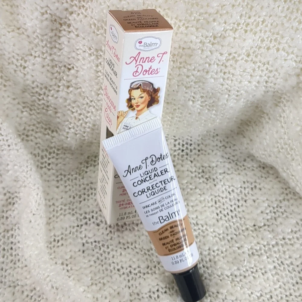 theBalm Cosmetics Anne T. Dotes Liquid Concealer in #22 Light to Medium, 9g/0.32